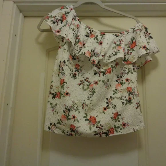 ONE SHOULDER EYELET FLORALS RUFFLES BLOUSE BY I.N.C. S - Picture 7 of 8